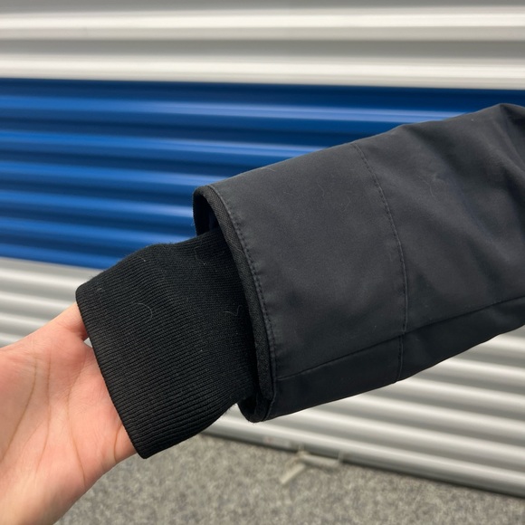 Women’s Canada Goose Trillium Fusion Fit Jacket - Picture 6 of 7